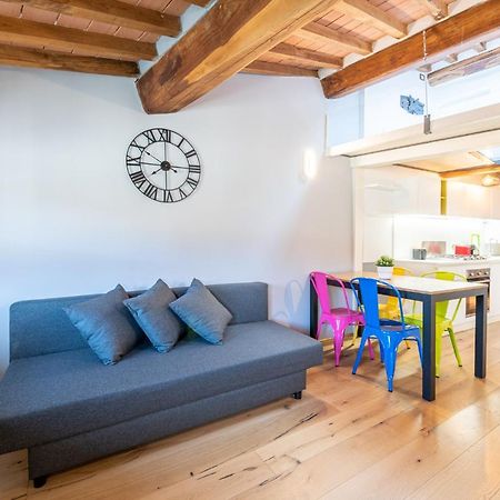Casa San Paolino Dentro Le MuraElegant Flat Wifi E Selfcheckin لوكا المظهر الخارجي الصورة