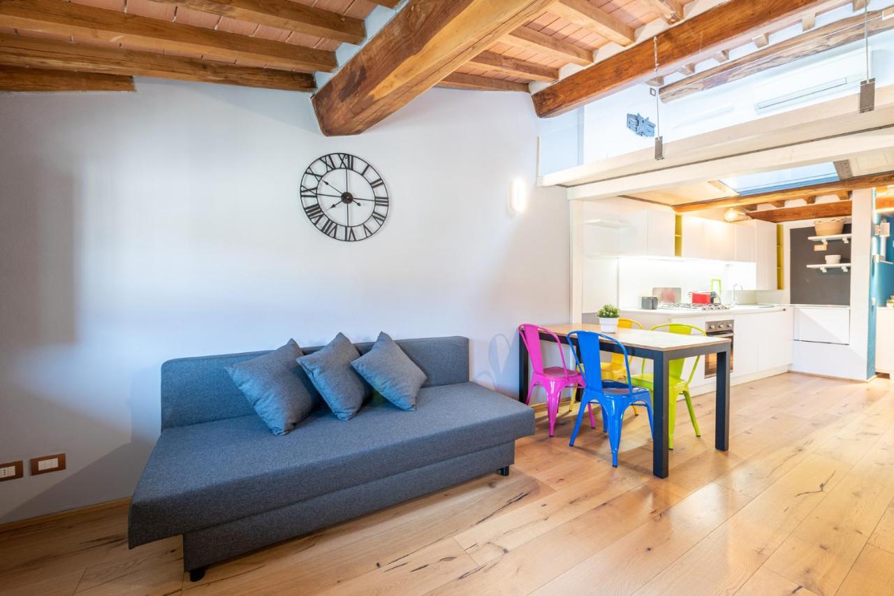 Casa San Paolino Dentro Le MuraElegant Flat Wifi E Selfcheckin لوكا المظهر الخارجي الصورة