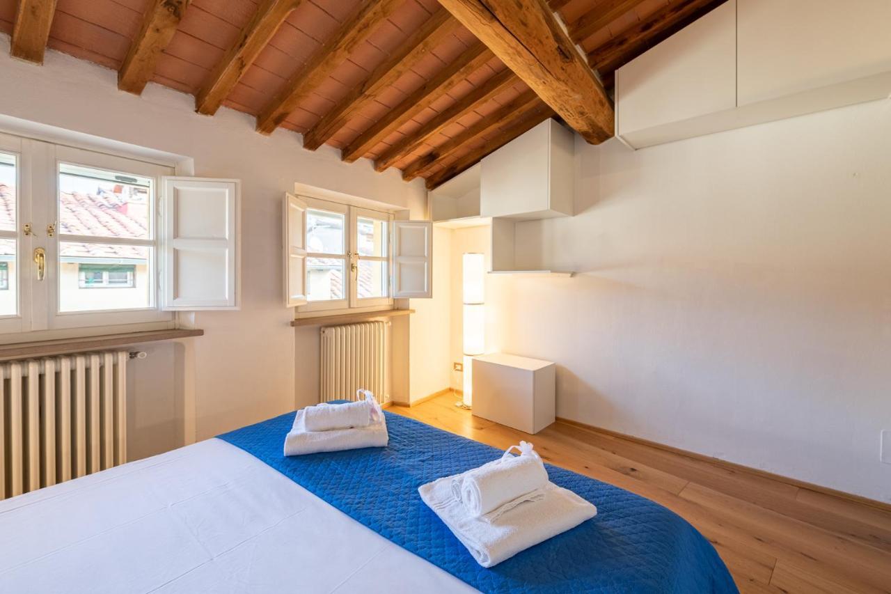 Casa San Paolino Dentro Le MuraElegant Flat Wifi E Selfcheckin لوكا المظهر الخارجي الصورة