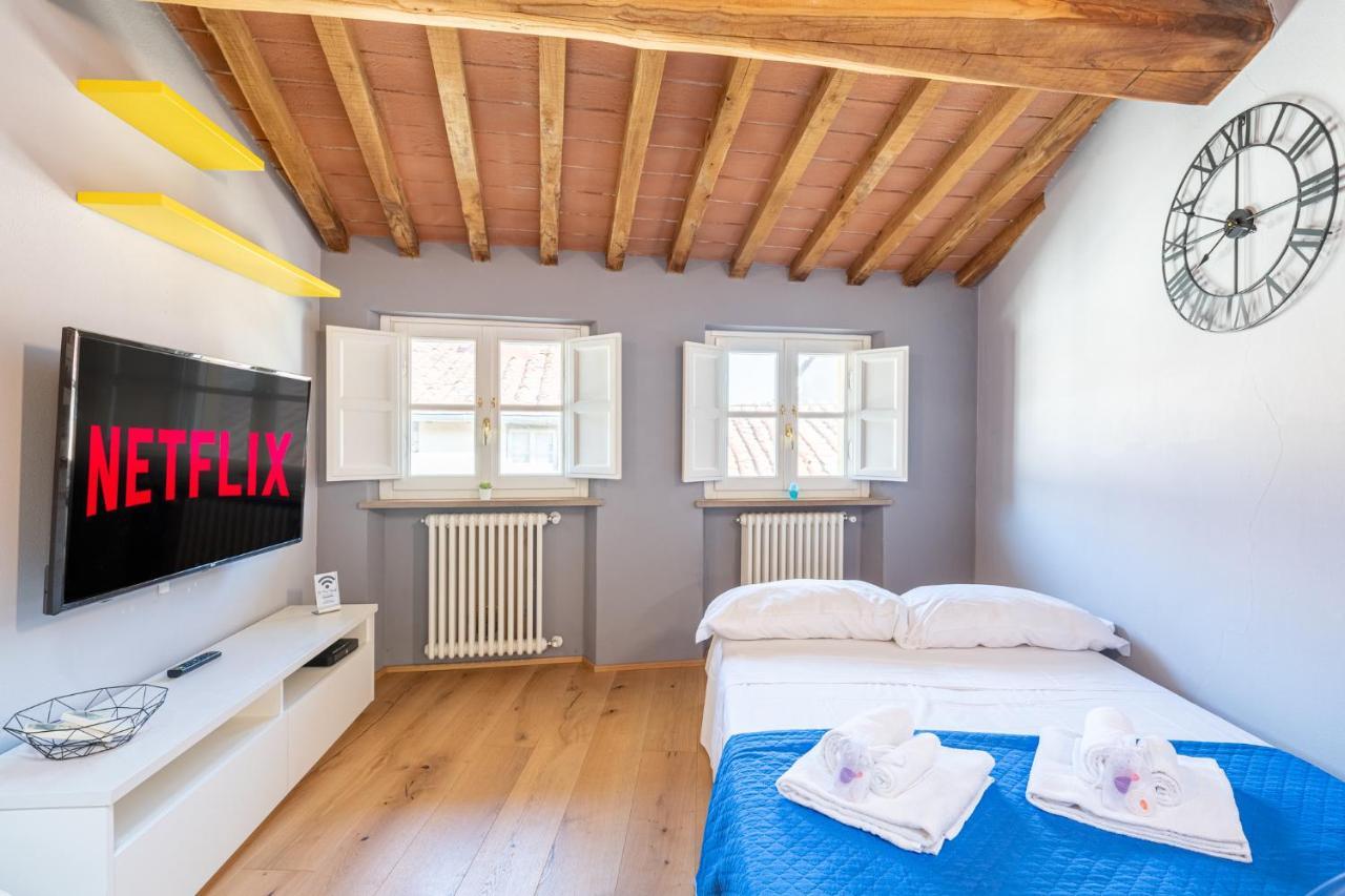 Casa San Paolino Dentro Le MuraElegant Flat Wifi E Selfcheckin لوكا المظهر الخارجي الصورة