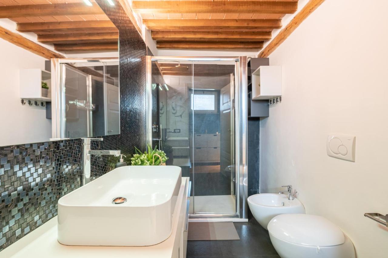 Casa San Paolino Dentro Le MuraElegant Flat Wifi E Selfcheckin لوكا المظهر الخارجي الصورة