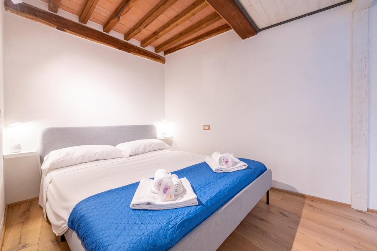 Casa San Paolino Dentro Le MuraElegant Flat Wifi E Selfcheckin لوكا المظهر الخارجي الصورة